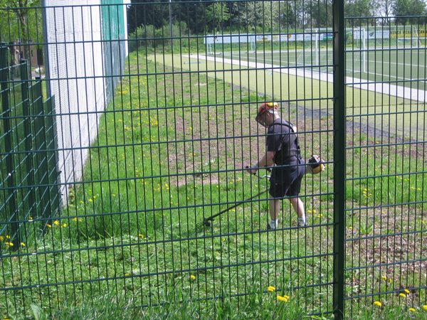 Arbeitseinsatz 4.5.13IMG 1455